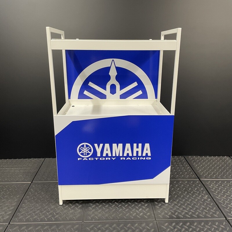Helmet / Gear Stand - YAMAHA