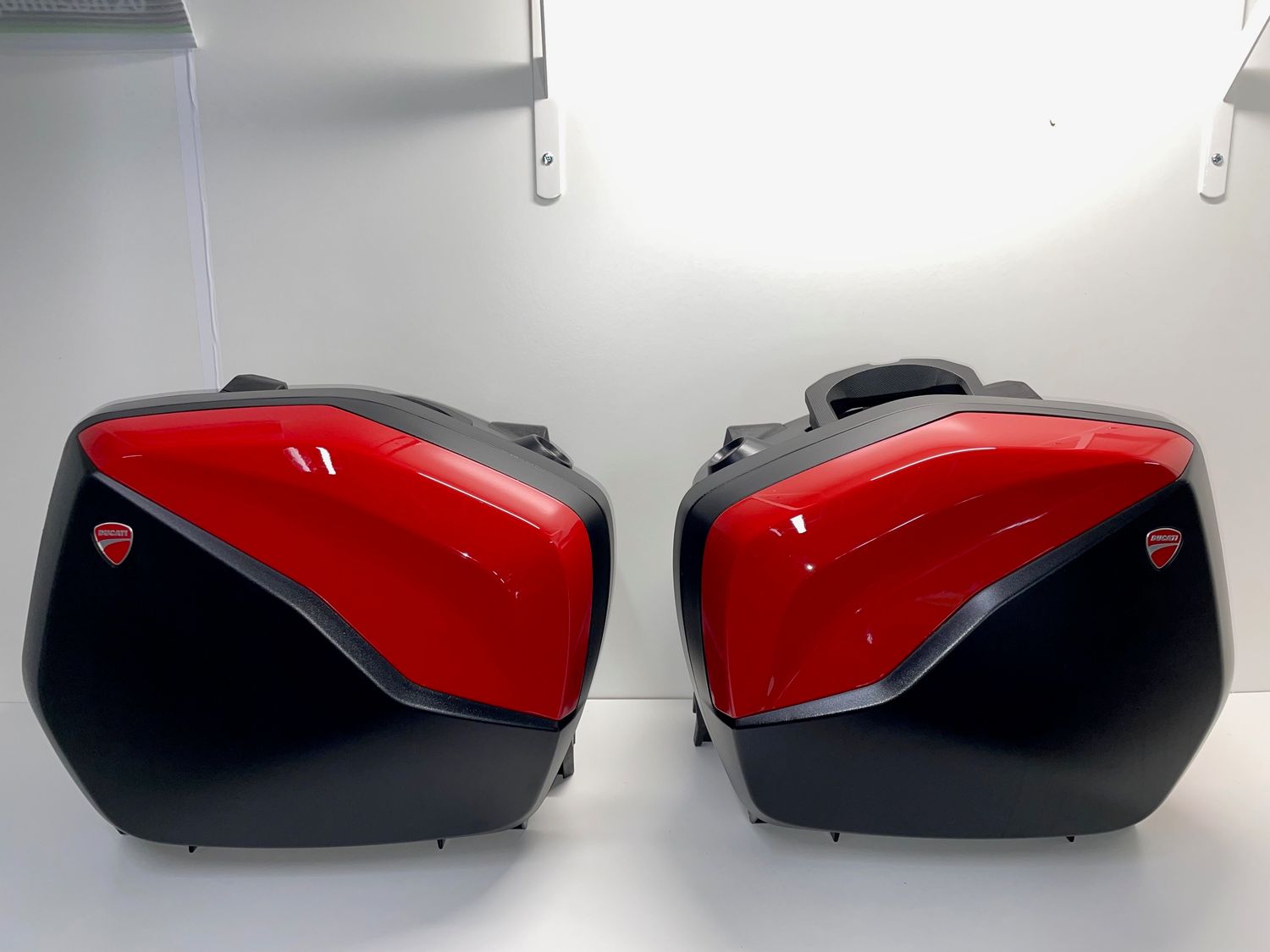 2023 Ducati Multistrada &#39;Pikes Peak&#39; Pannier Decor Kit