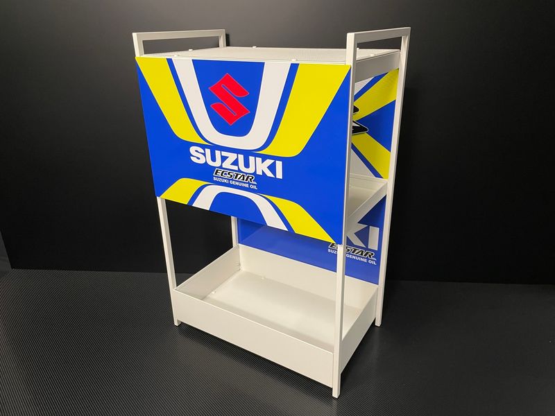 Helmet / Gear Stand - SUZUKI