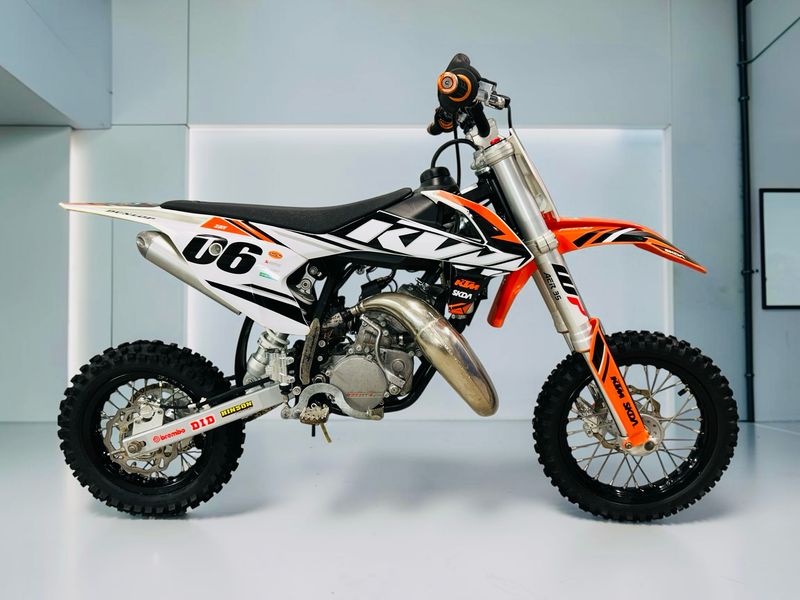 KTM 50cc Mini Bike - Decal Install