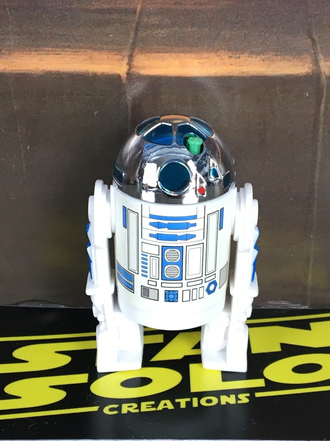 Stan Solo Custom R2-D2 with Pop Up Lightsaber