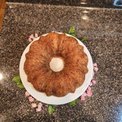 9" Apple Cake with Walnuts
