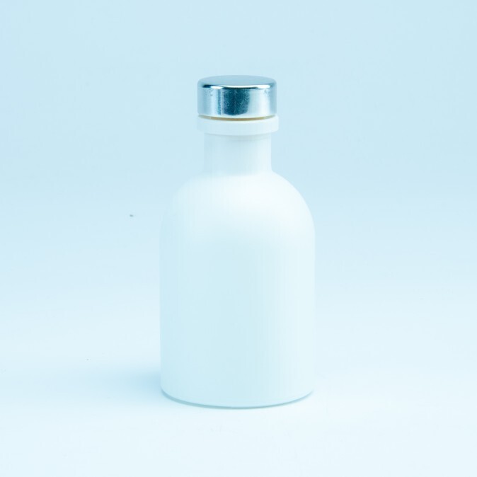 Luxe Flesje Wit Met Zilveren Dop - 50 Ml