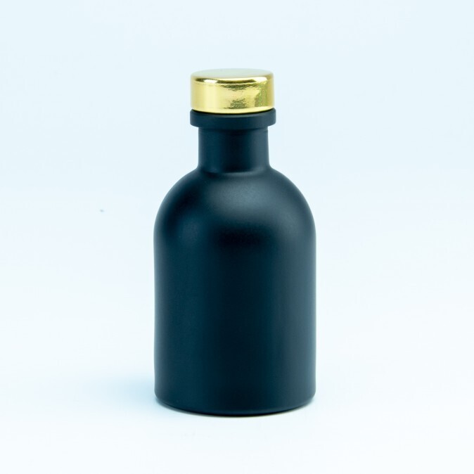 Luxe Flesje Zwart Met Gouden Dop - 50 Ml