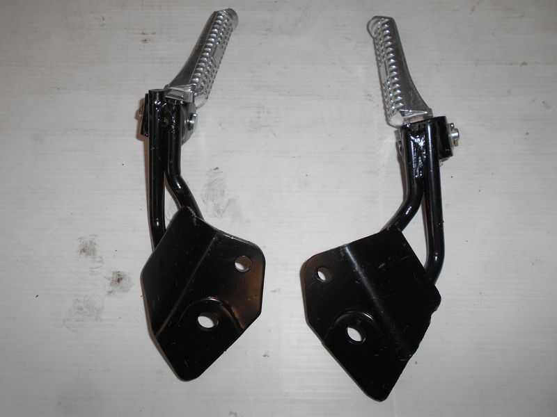 573631 COPPIA PEDANE GILERA STALKER