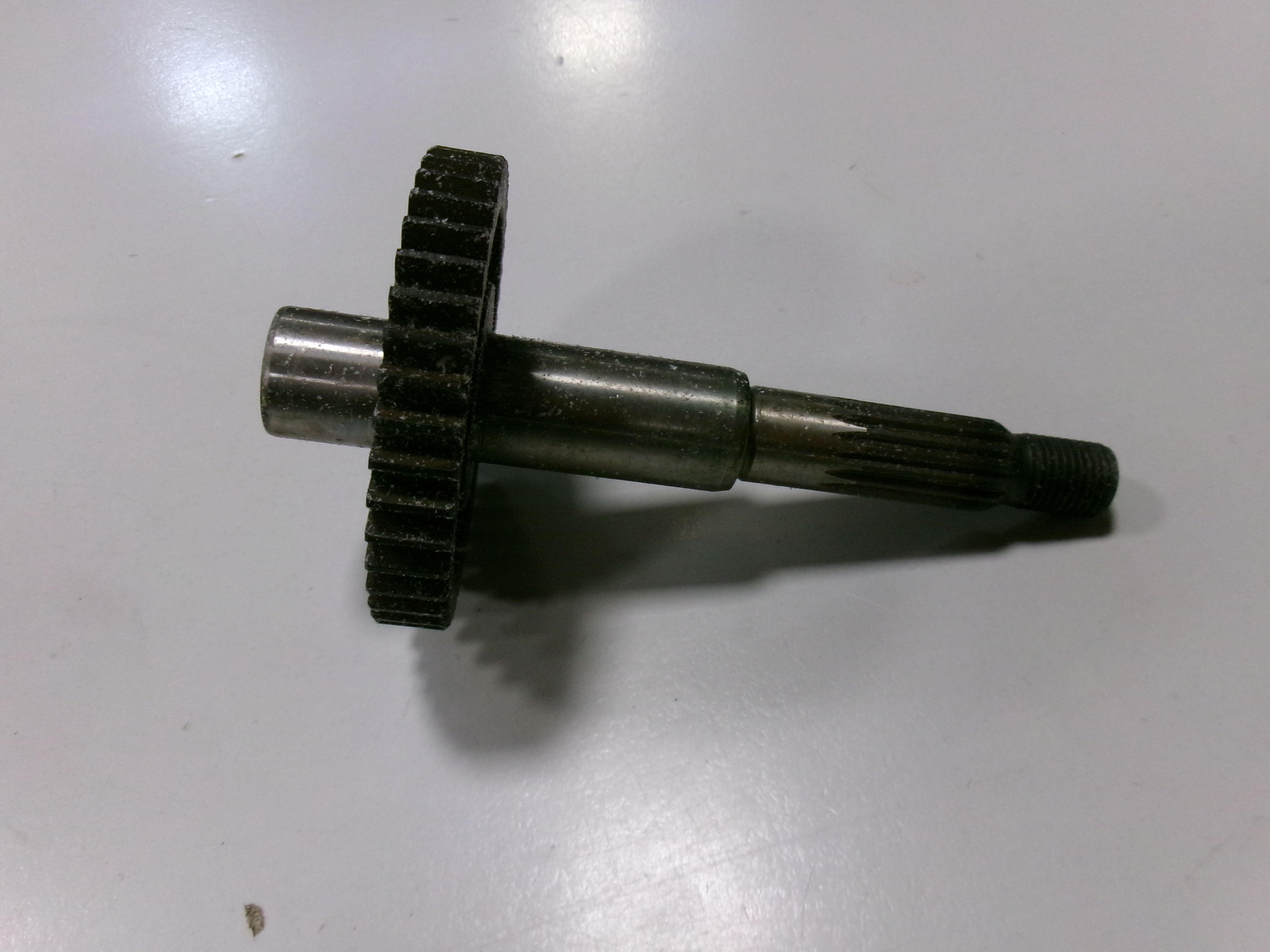 70104703 ASSE RUOTA POSTERIORE MALAGUTI F12