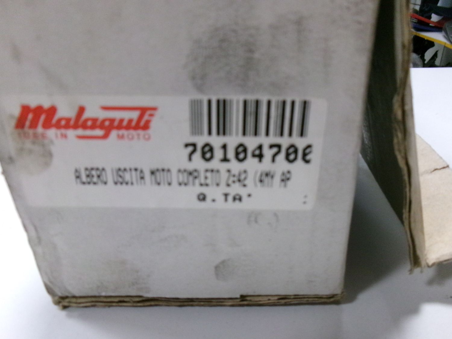 70104703 ASSE RUOTA POSTERIORE MALAGUTI F12