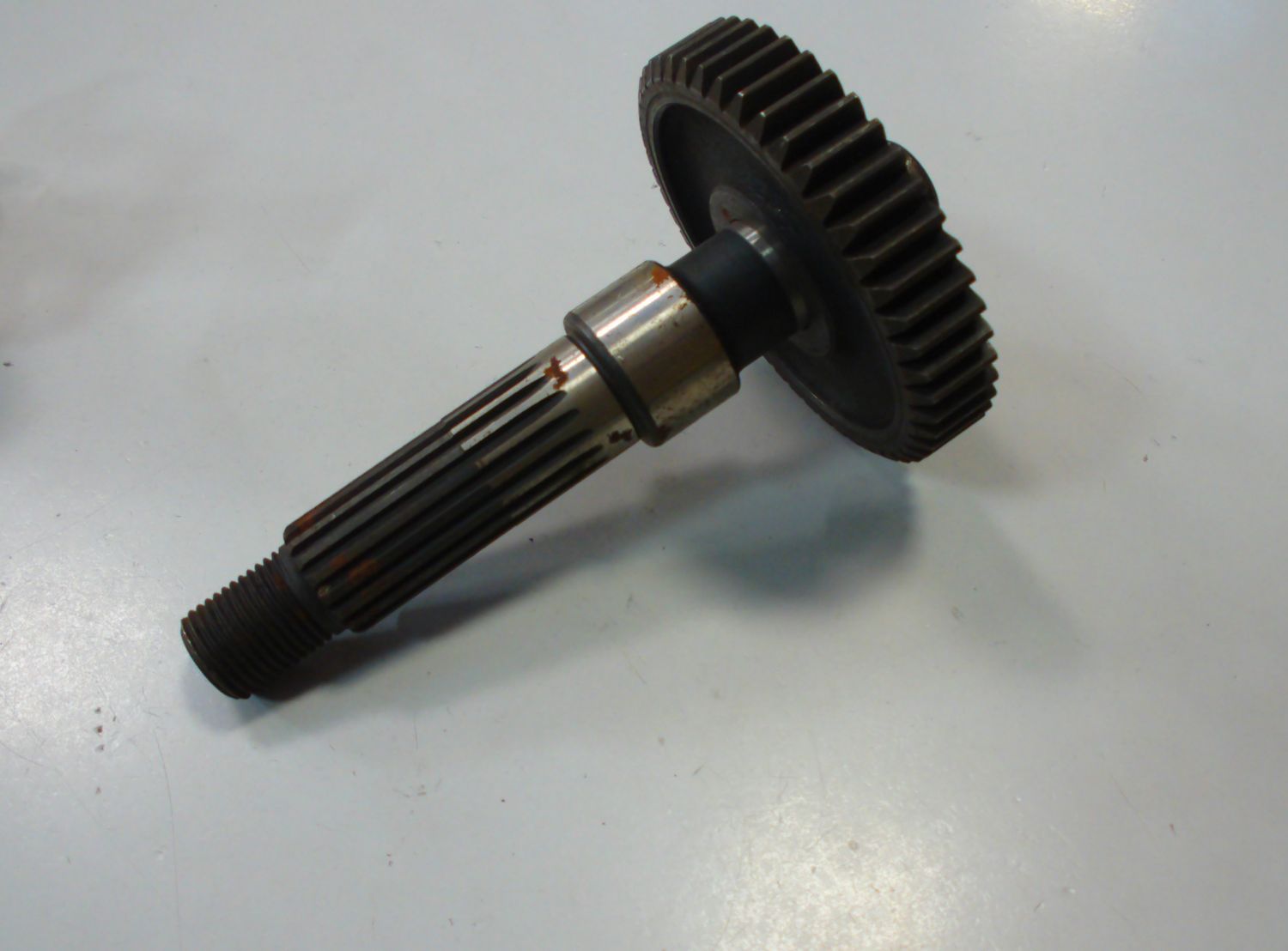 00G04005641 ASSE RUOTA POSTERIORE DERBI ATLATIS PREDATOR 50