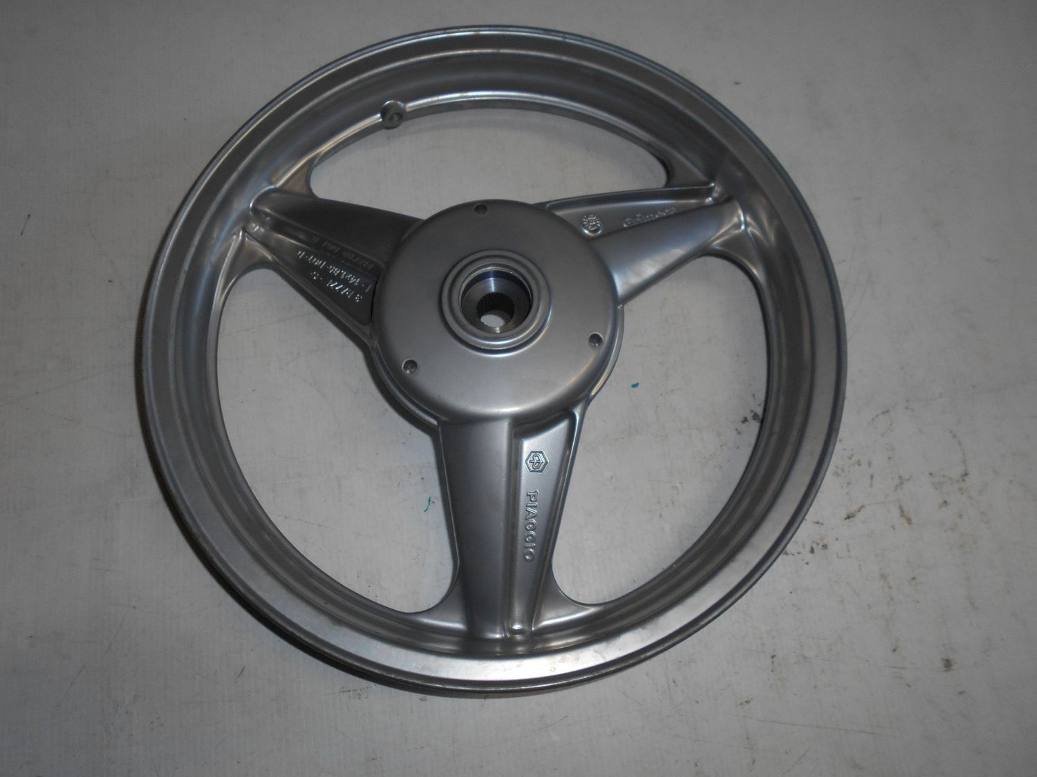 564506 RUOTA CERCHIO POSTERIORE PIAGGIO FREE 50