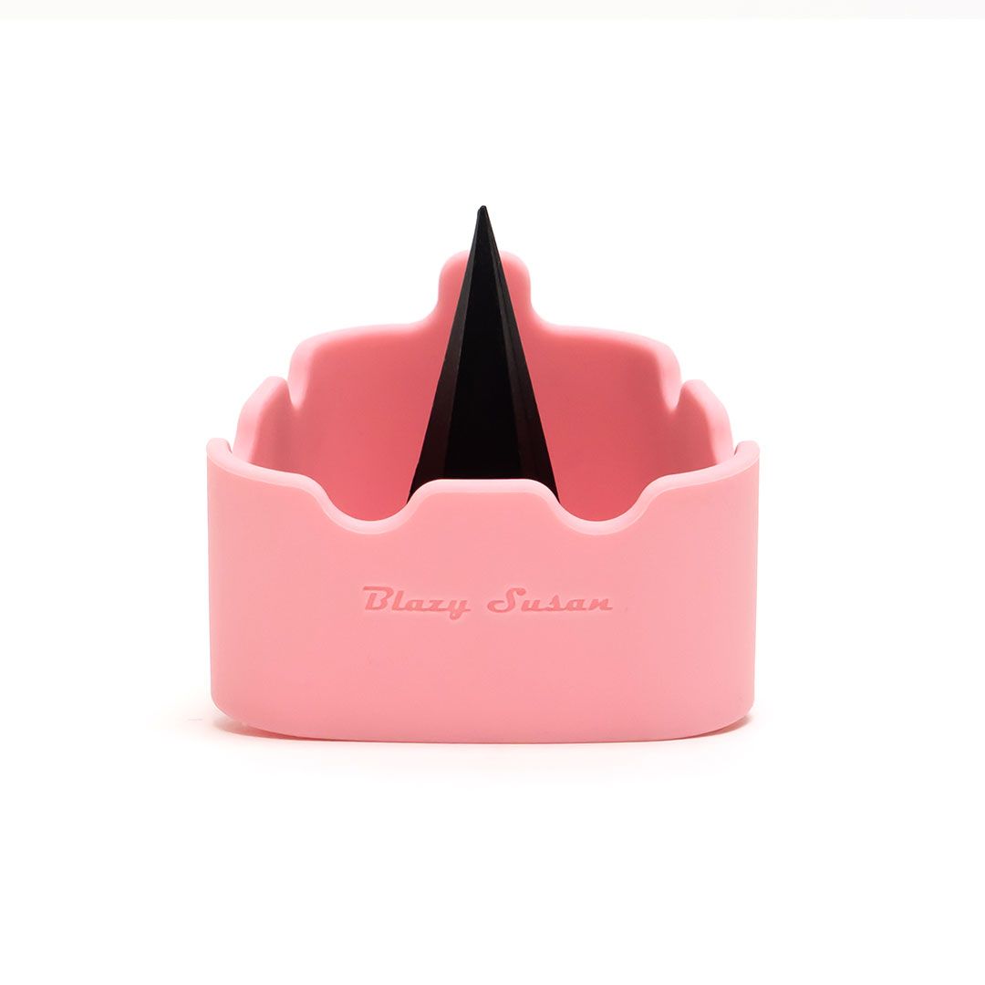 Blazy Susan: Deluxe  Silicone Ashtray w/ Debowler