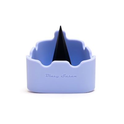 Blazy Susan: Deluxe  Silicone Ashtray w/ Debowler