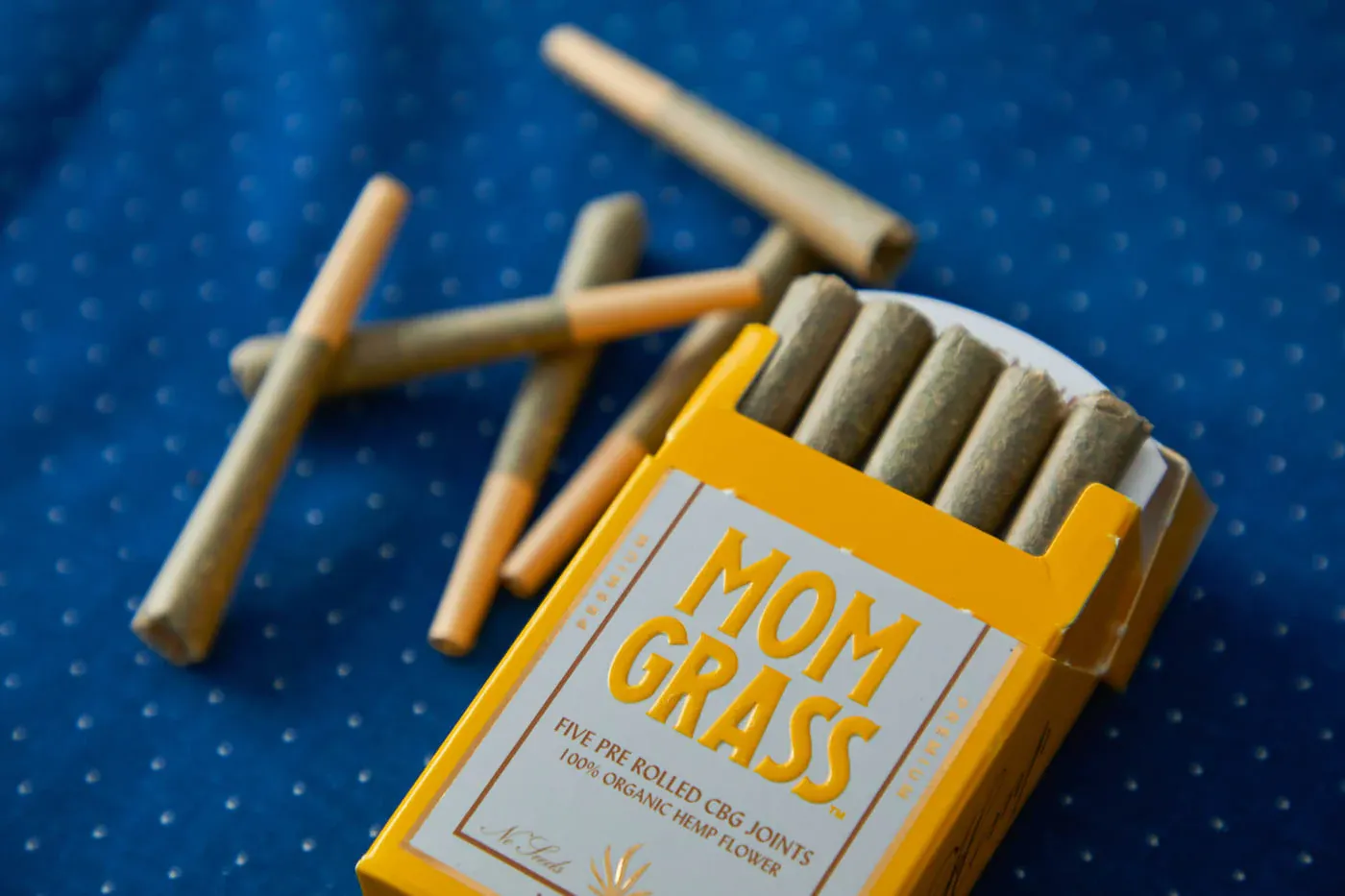 Mom Grass CBG Pre Rolled Joints 5 Pack