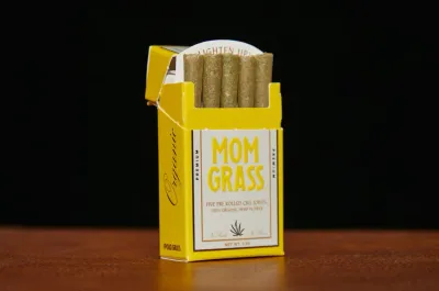 Mom Grass CBG Pre Rolled Joints 5 Pack