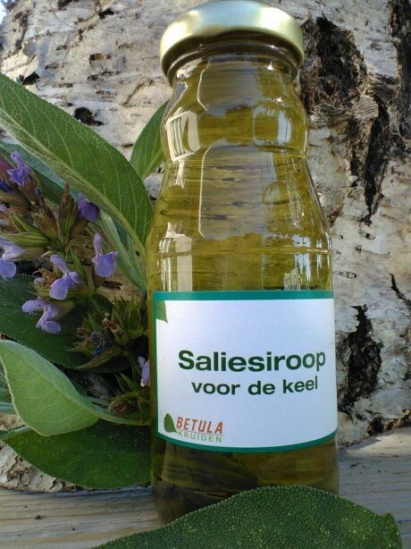 Saliesiroop met suiker