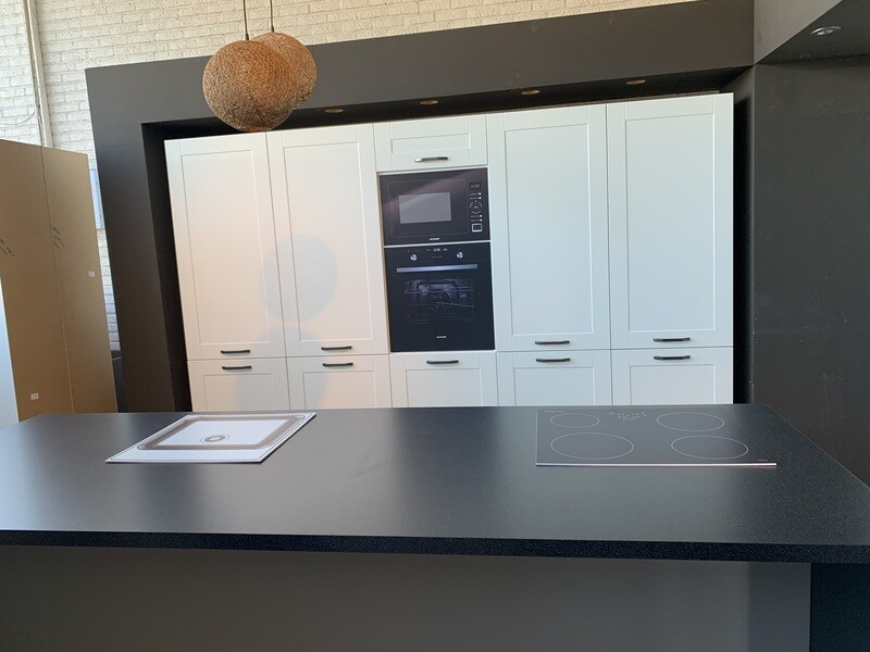 KEUKEN EXPO 40 EDAN WHITE IN BOUWPAKKET