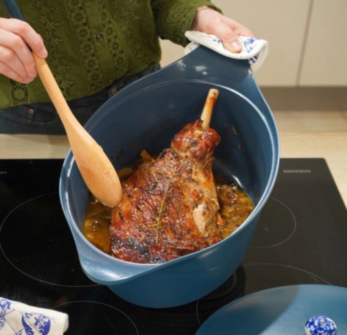 COOKUT L'Incredibile Cocotte in Metallo 33cm blu