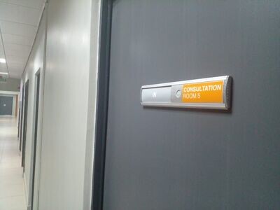 Slide In & Out Aluminum Door label