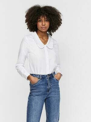 Skjorte med flæse krave fra Vero Moda Skjorte med flæse krave fra Vero Moda