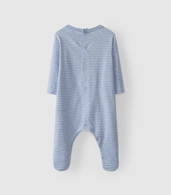 Laranjinha pyjama blauw met fijne witte streepjes