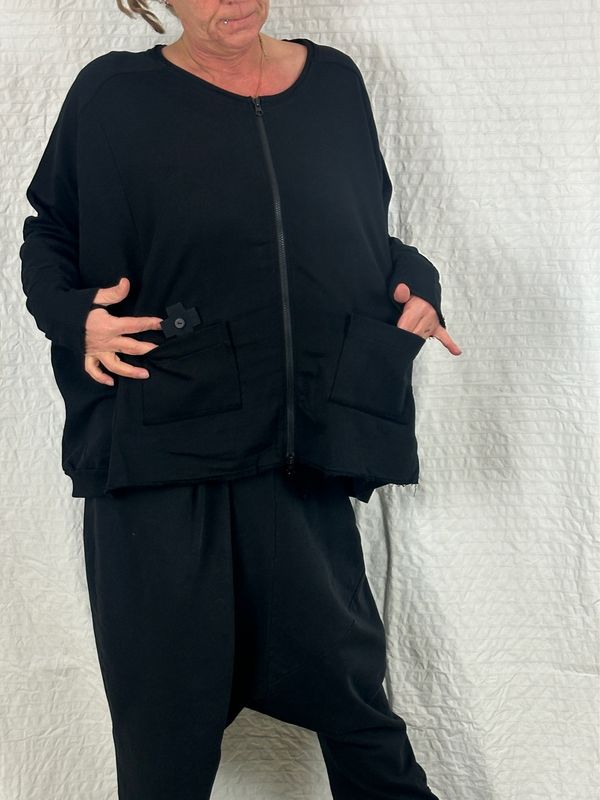 Pluslavie/PLÜ Widelongjacket One Size Black SS25 2008