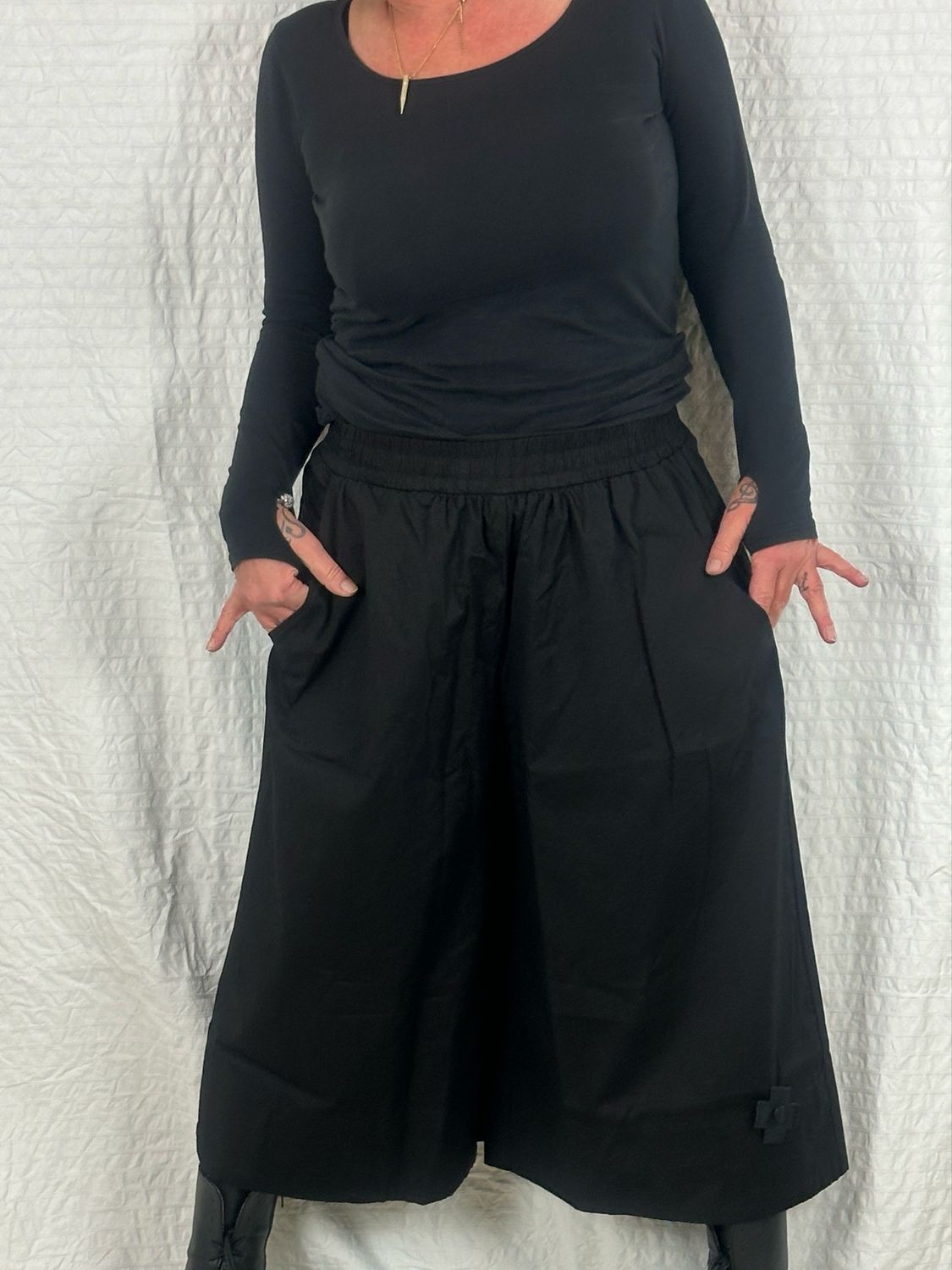 Pluslavie/PLÜ Widepapant 1057 Black