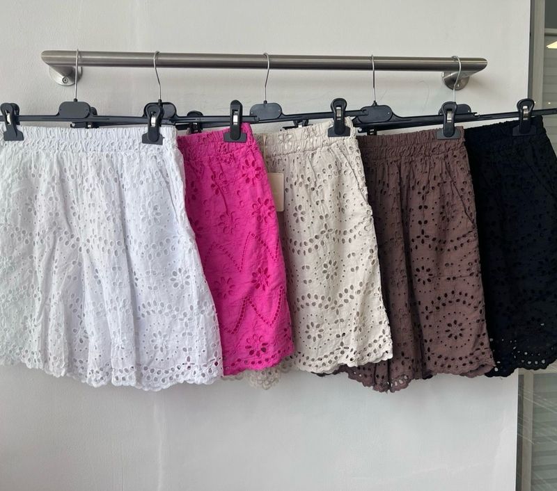 Julia Wang kurze Hose Gelocht Blickdicht One Size div. Farben
