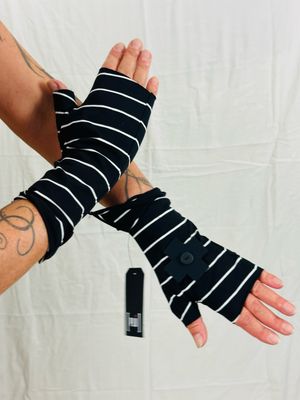 Pluslavie/PLÜ XTrasleeves One Size Pinstripe AW25 1755