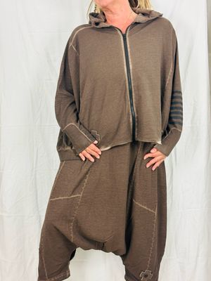 Pluslavie/PLÜ Wideshortjacket ll One Size Chocolate Print AW25 2106