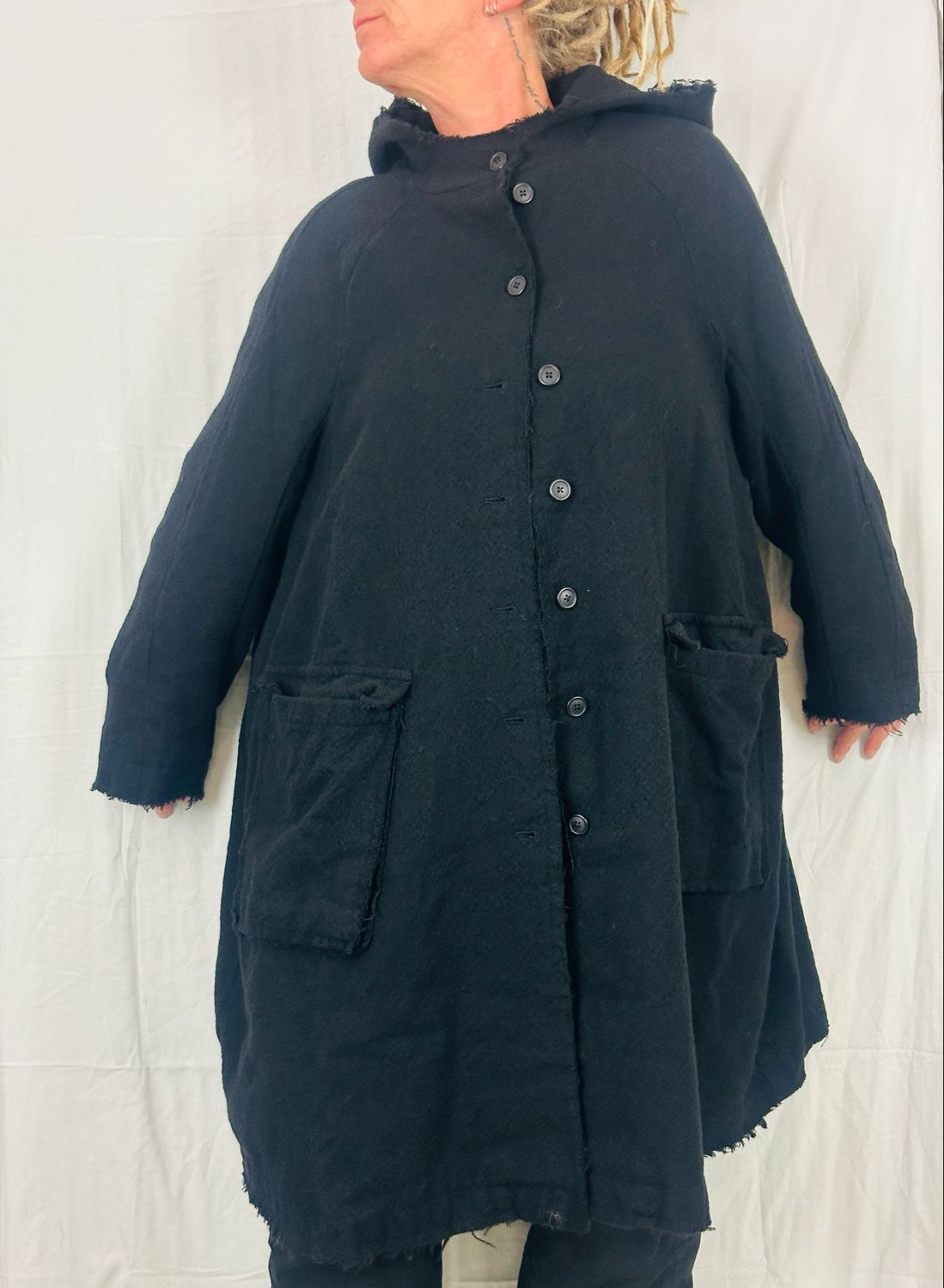 Rundholz Black Label Mantel Black AW25