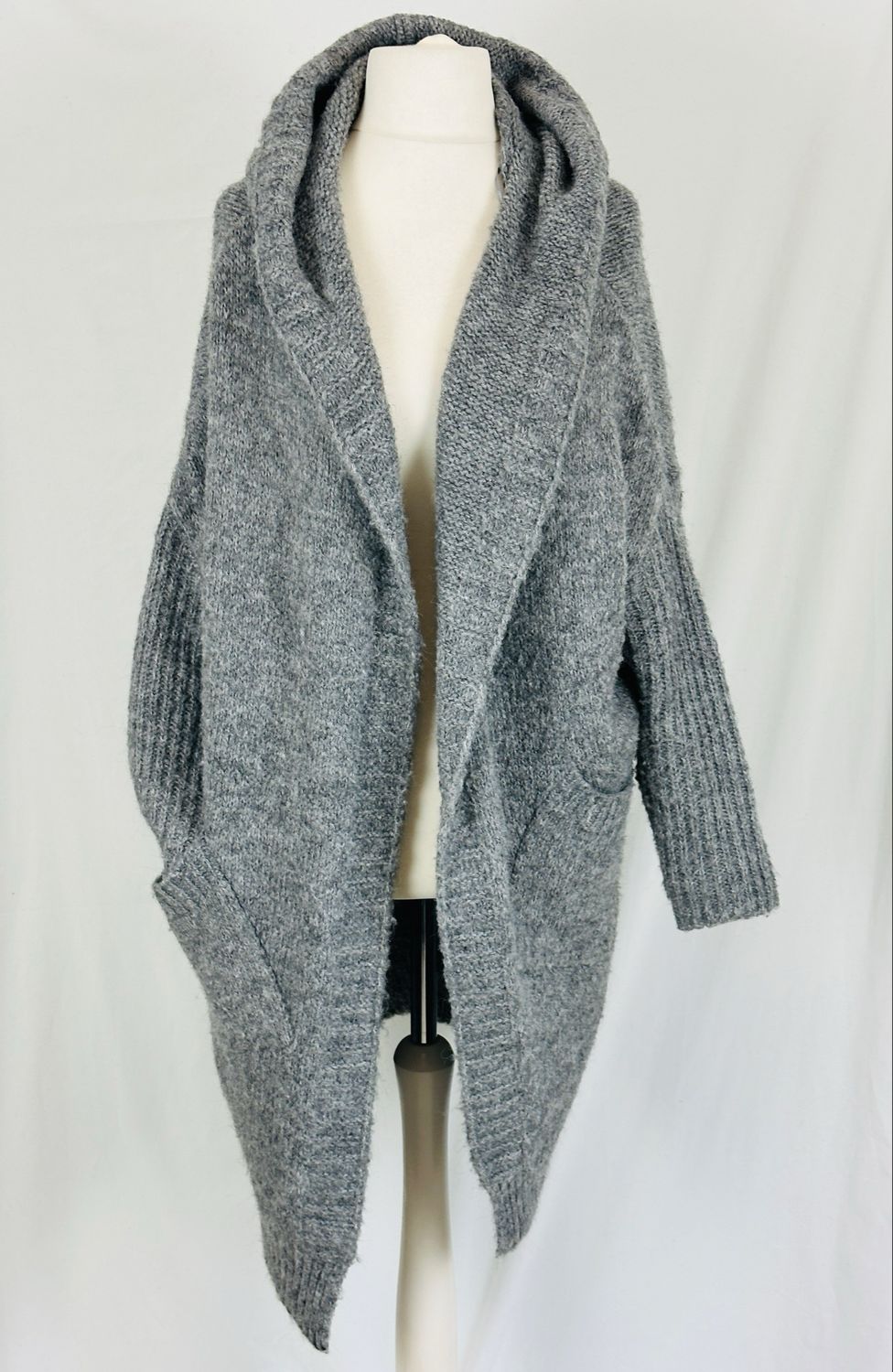 Julia Wang Strickmantel Cardigen Butterweich One Size  Grau