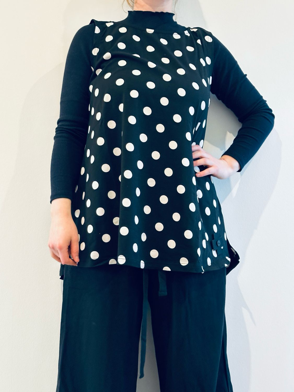 Pluslavie/PLÜ A Top SS26 Blackwhitedots 5001 M