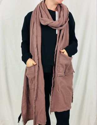 Rundholz Black Label Strickschal 100% Wolle div. Farben One Size 226A/W26 Rundholz Black Label Strickschal 100% Wolle div. Farben One Size 226A/W26
