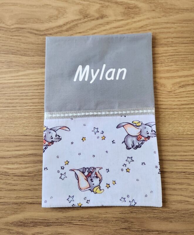 Protège Carnet de santé personnalisable MYLAN