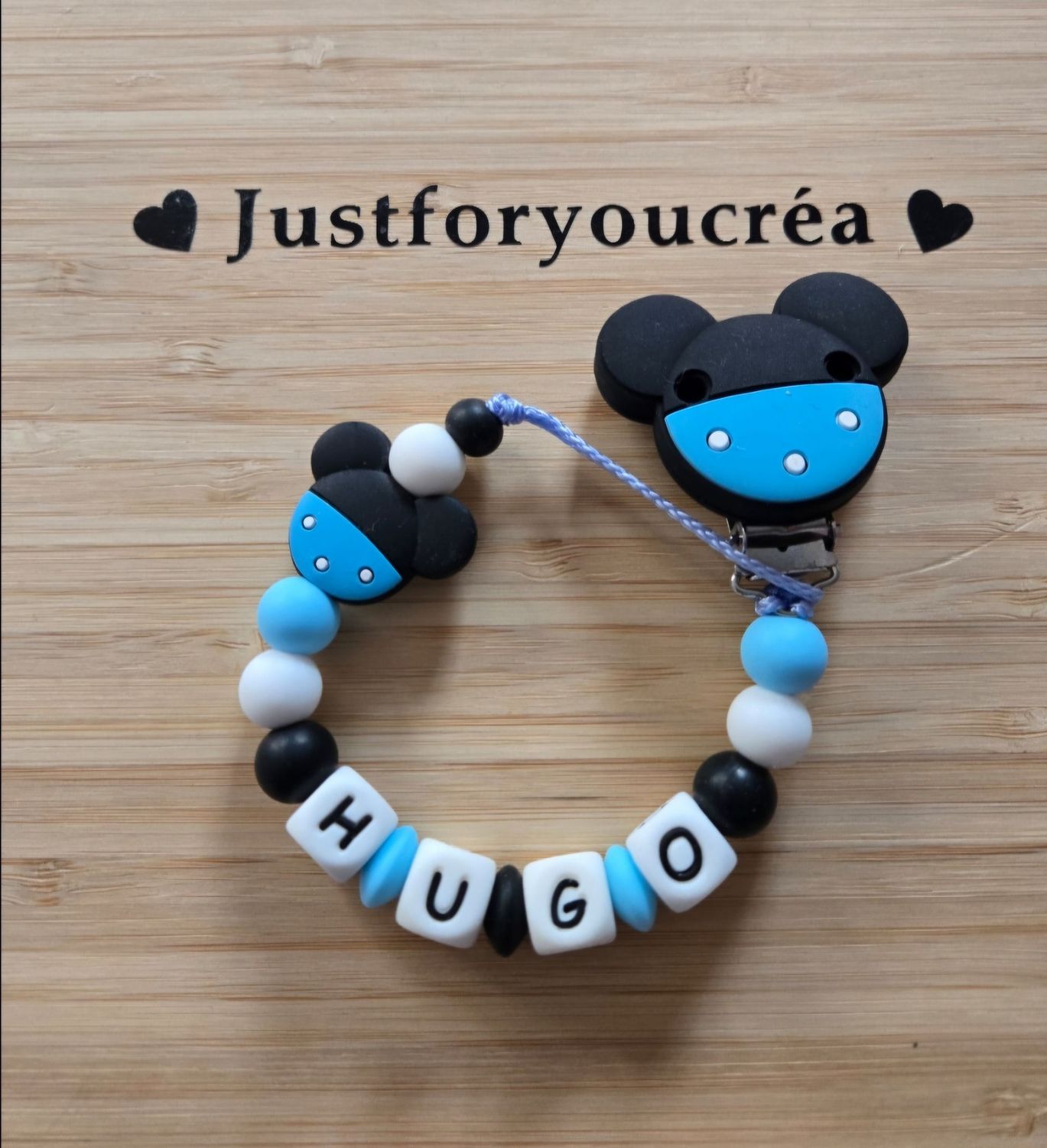 Attache tétine HUGO