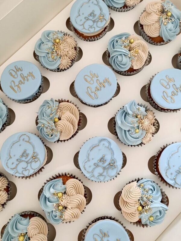 Baby shower blue cupcakes