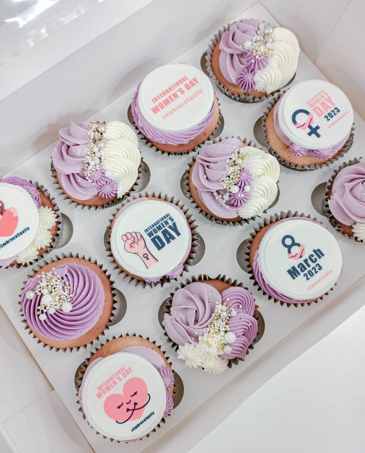 IWD standard cupcakes