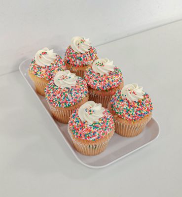 Funfetti cupcakes