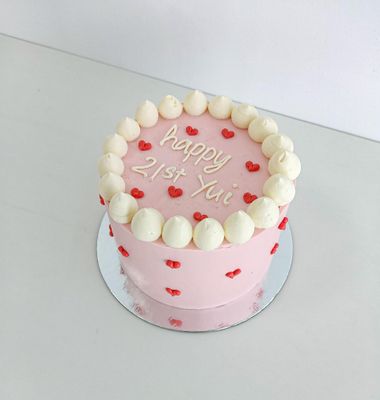 Mini retro cake - simple piping