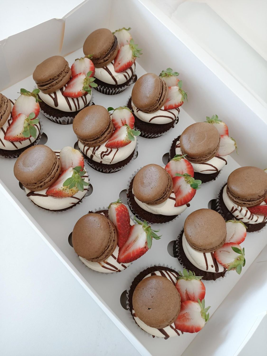 Deluxe macaron cupcakes