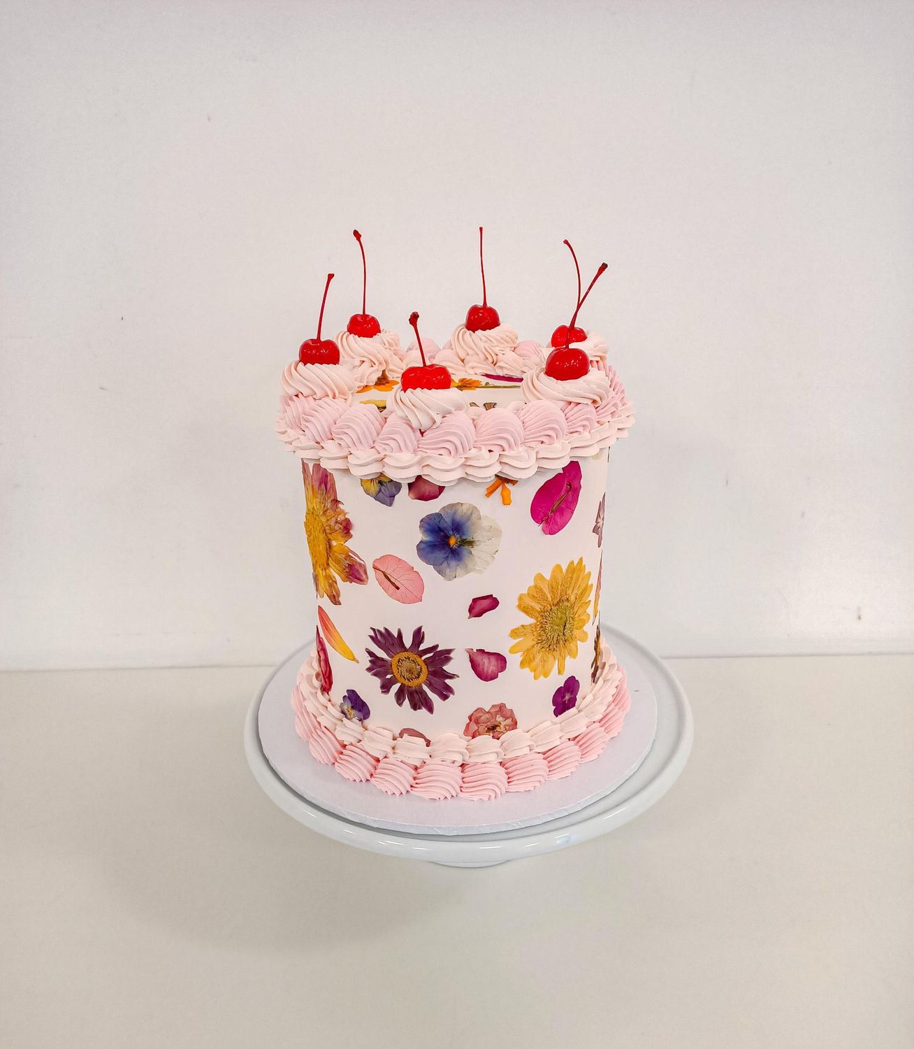 Wild flower retro cake