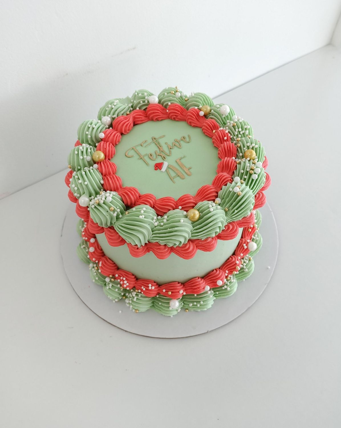 Festive AF 5inch retro cake