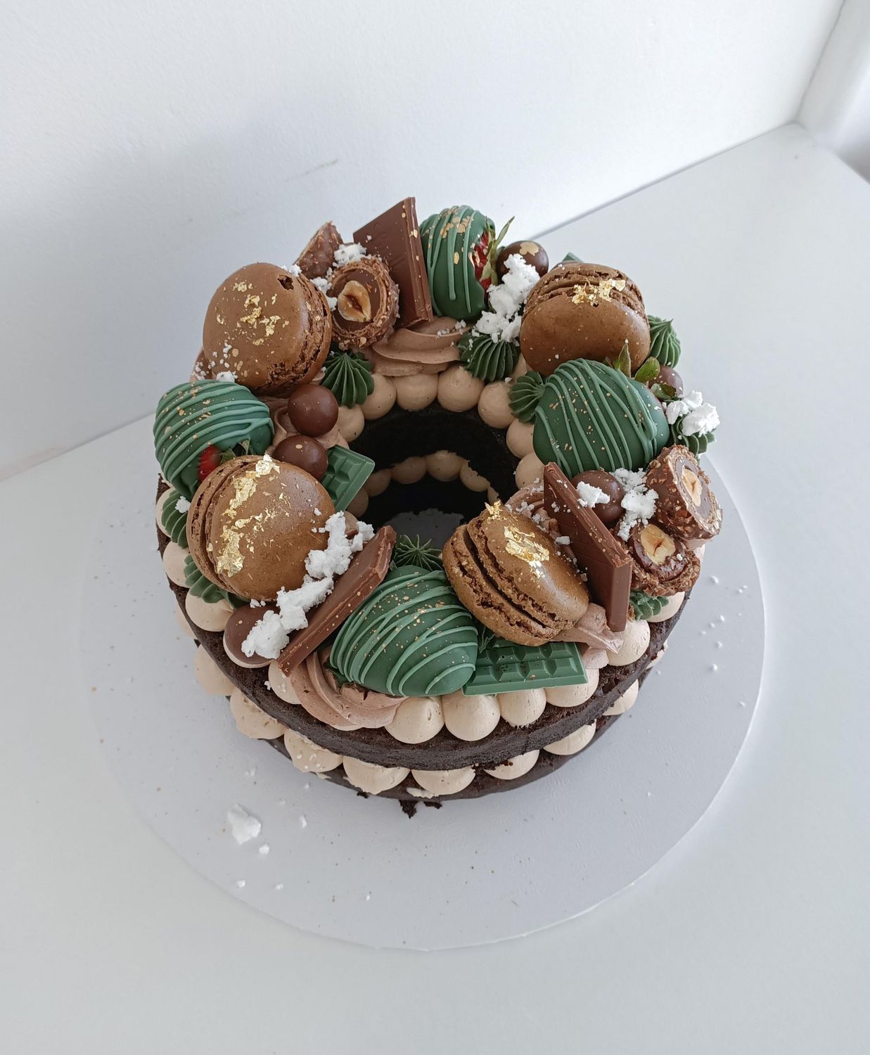 Christmas wreath cake