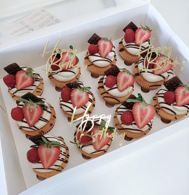 Deluxe cupcakes
