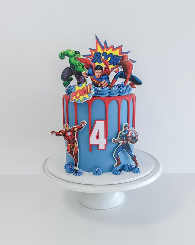 Avengers drip cake