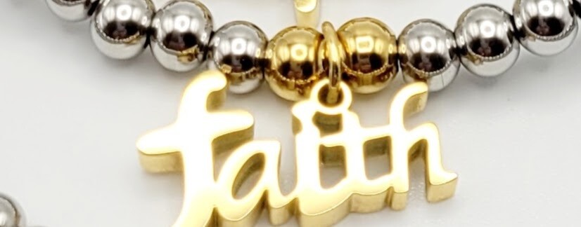 N9O9P9-PuSS, Texto: Pulsera Faith