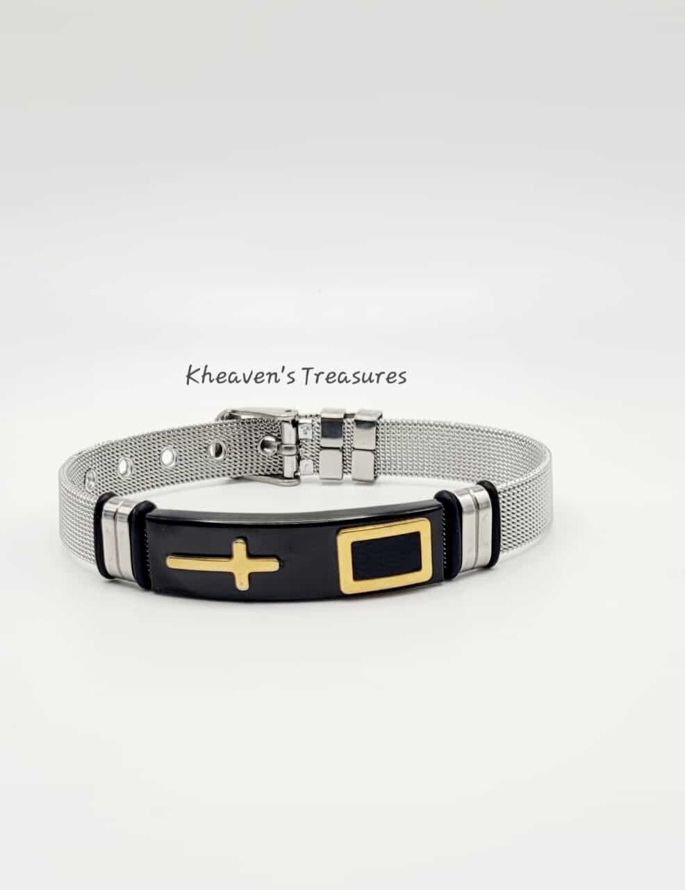 Romeo-Puh, Estilo: Cruz dorada- fondo negro