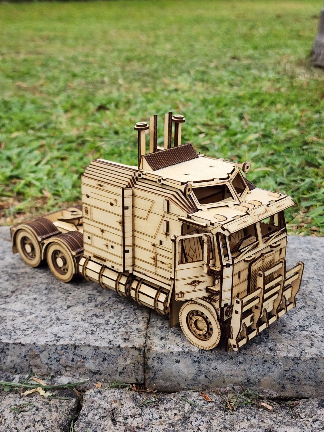 Kenworth K100 Aerodyne