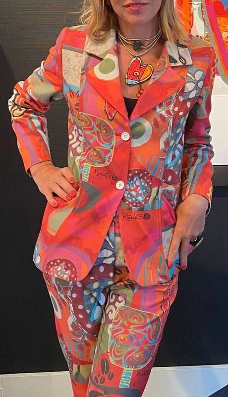 VESTUARIO Renate