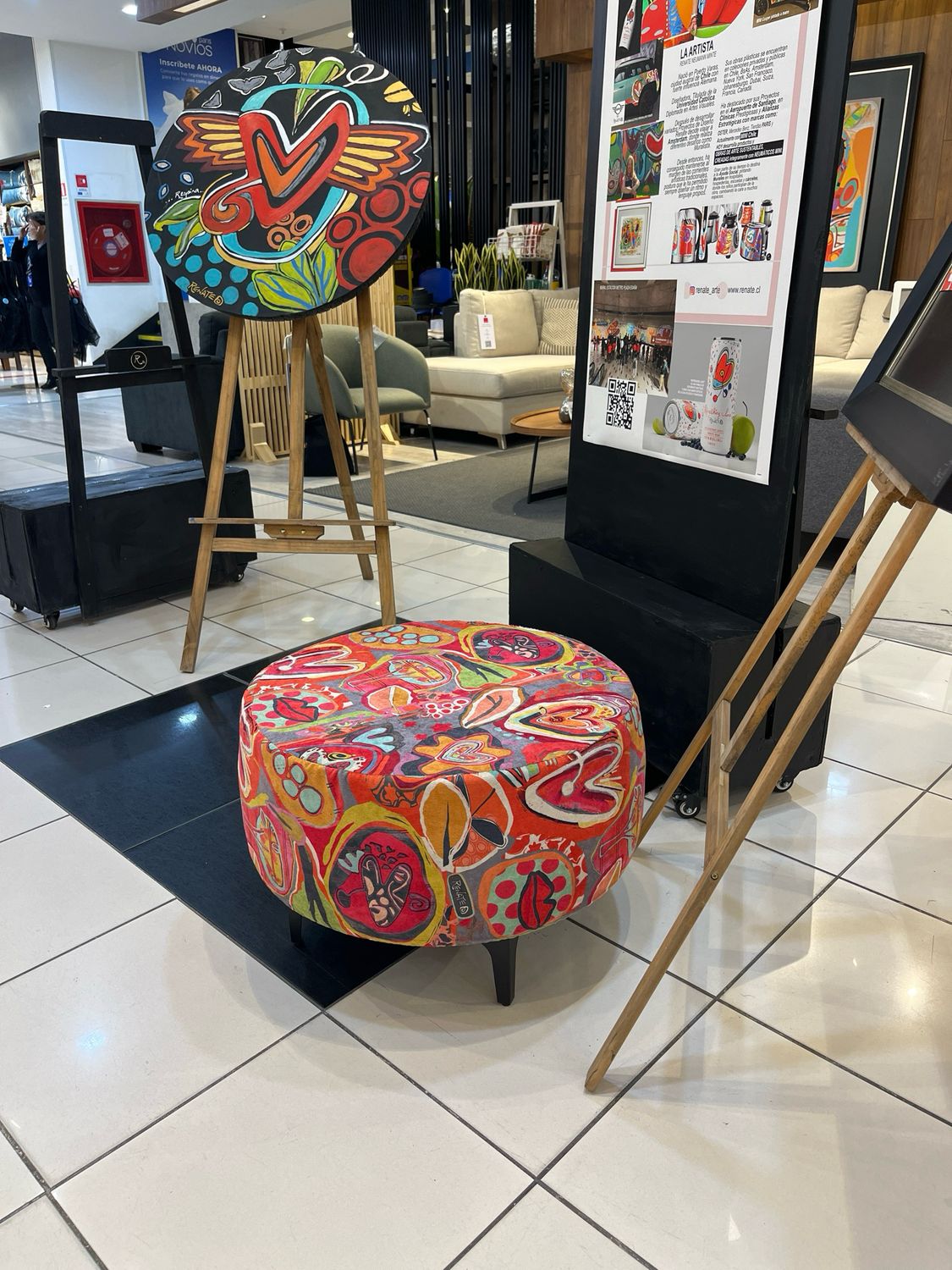 Pouf con patas negras fierro - estampado colores RENATE