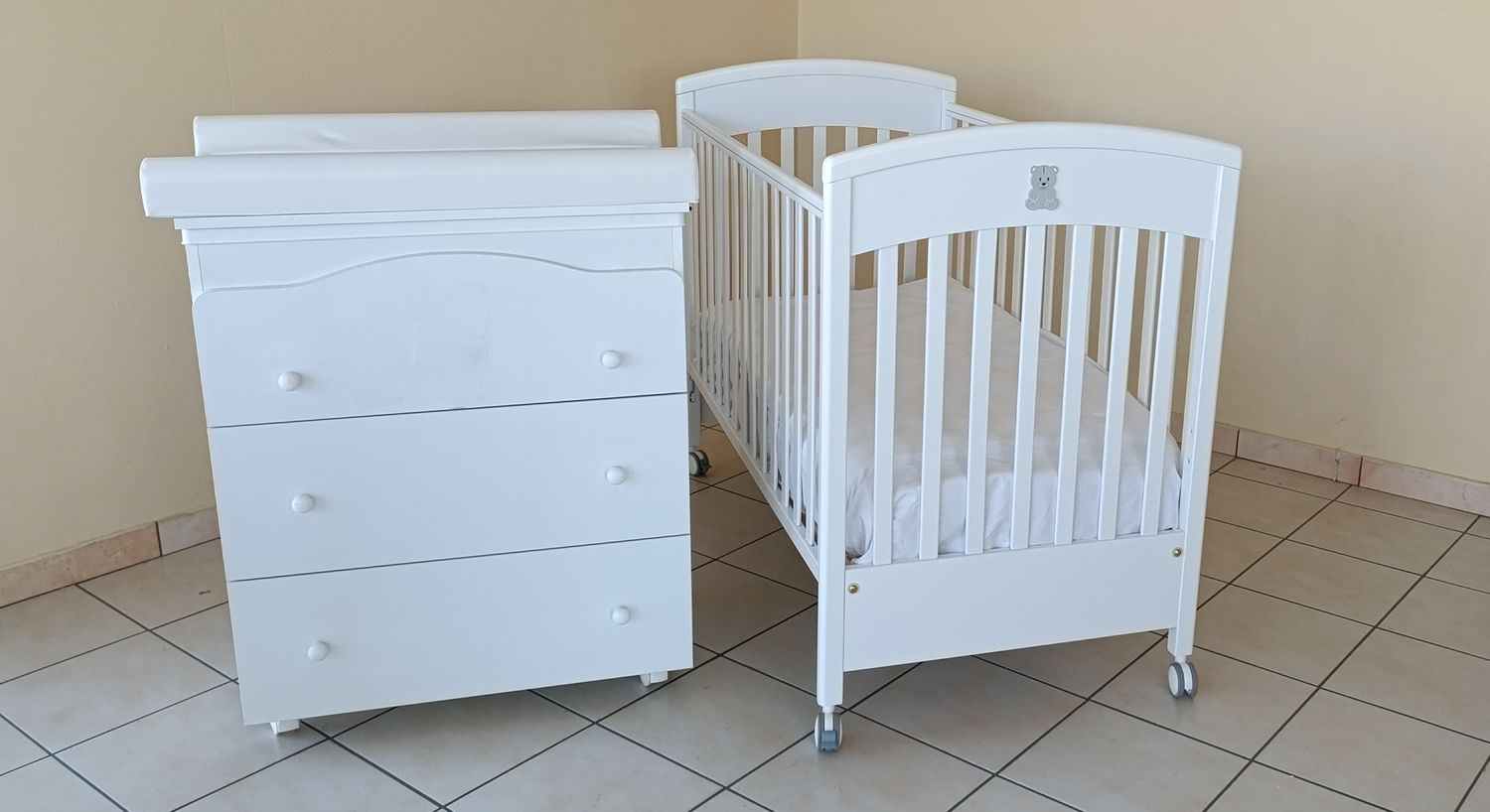 Set Alice lettino con materasso + Bagnetto-Fasciatoio